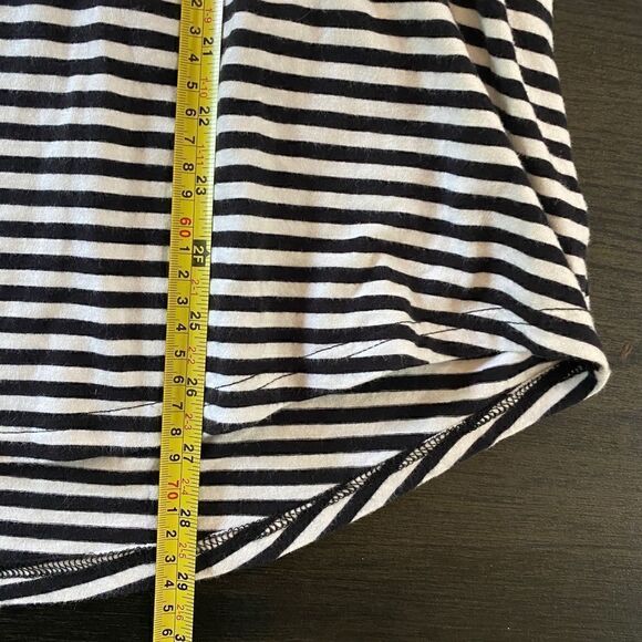 Boutique plus size blouse size 3XL vneck black & white stripe drop down sleeve - Picture 5 of 5